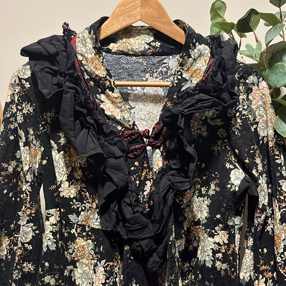 Punk Rave Lolita Floral Lace Kimono - Picture 2 of 7